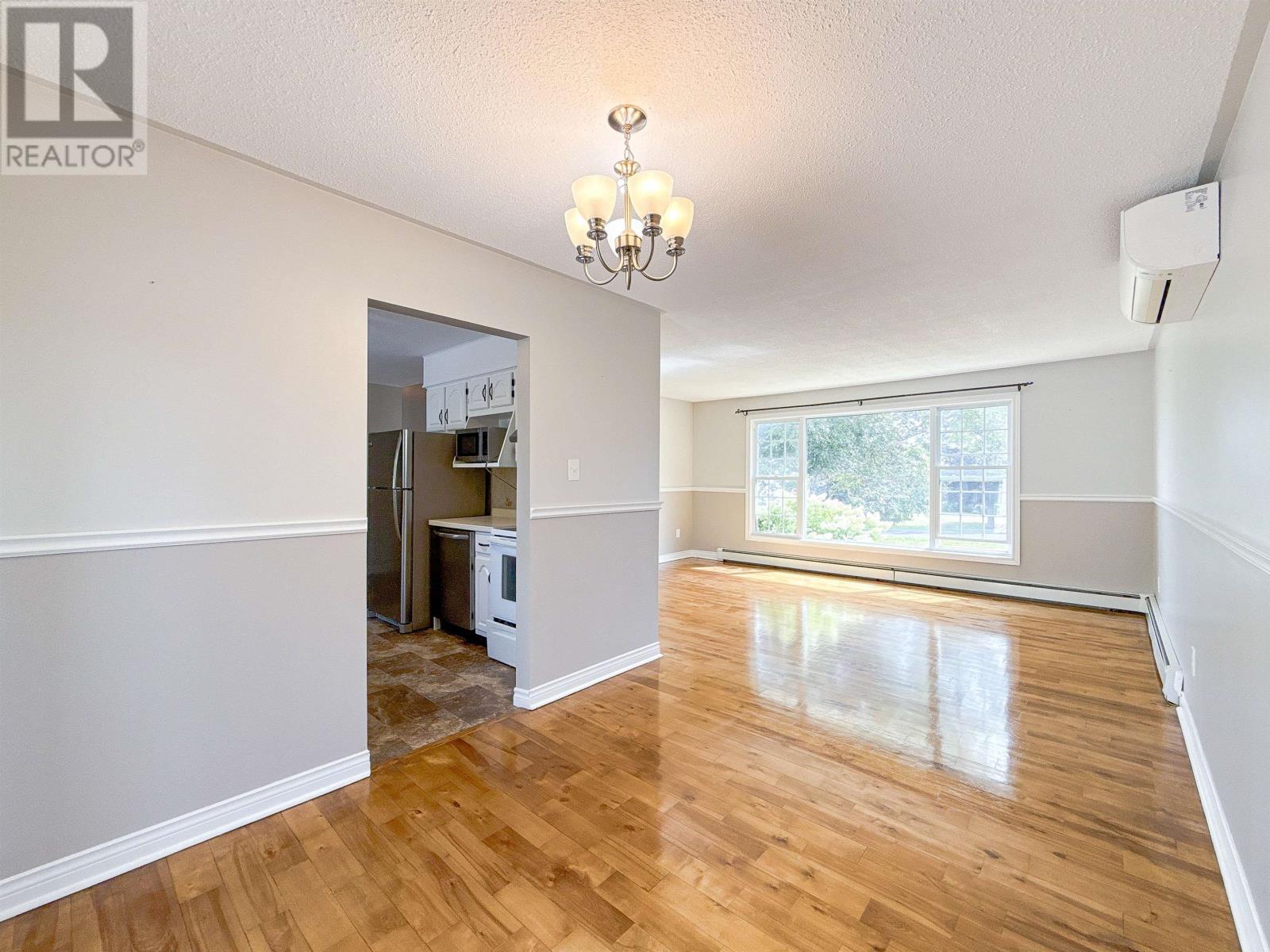 5 Robert Avenue, West Royalty, Prince Edward Island  C1E 1V1 - Photo 11 - 202523074