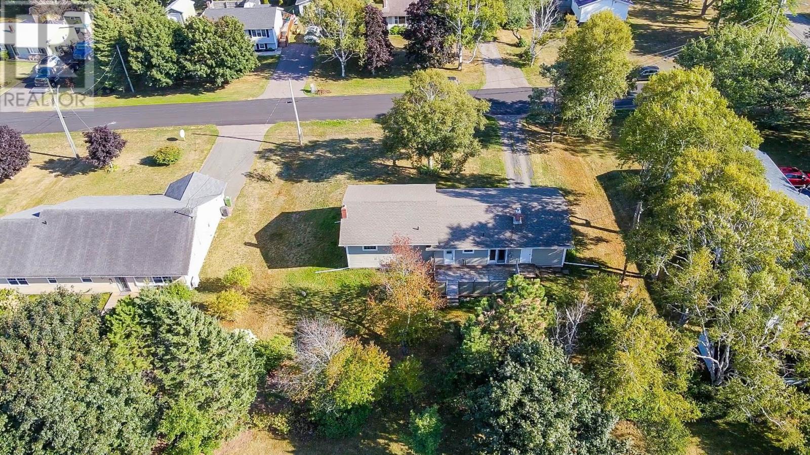 5 Robert Avenue, West Royalty, Prince Edward Island  C1E 1V1 - Photo 35 - 202523074