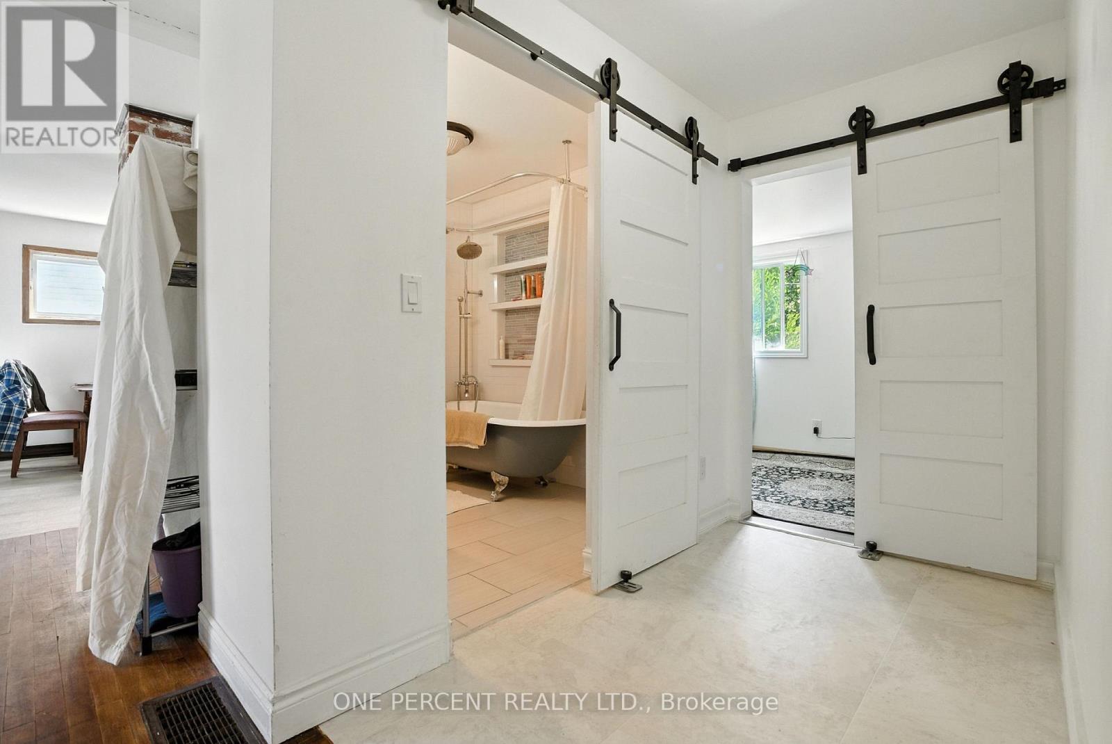 279 Anna Avenue W, Ottawa, Ontario  K1Z 7V5 - Photo 18 - X12398816
