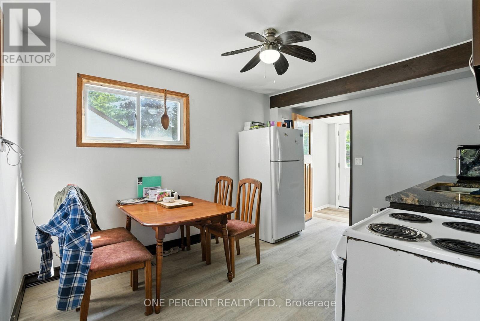 279 Anna Avenue W, Ottawa, Ontario  K1Z 7V5 - Photo 8 - X12398816