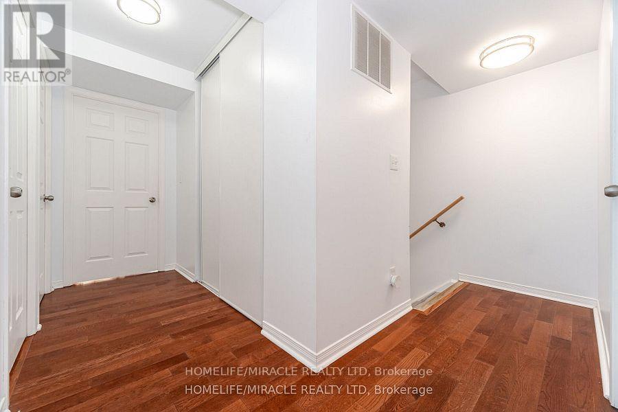 2002 - 3049 Finch Avenue W, Toronto, Ontario  M9M 0A5 - Photo 21 - W12398772