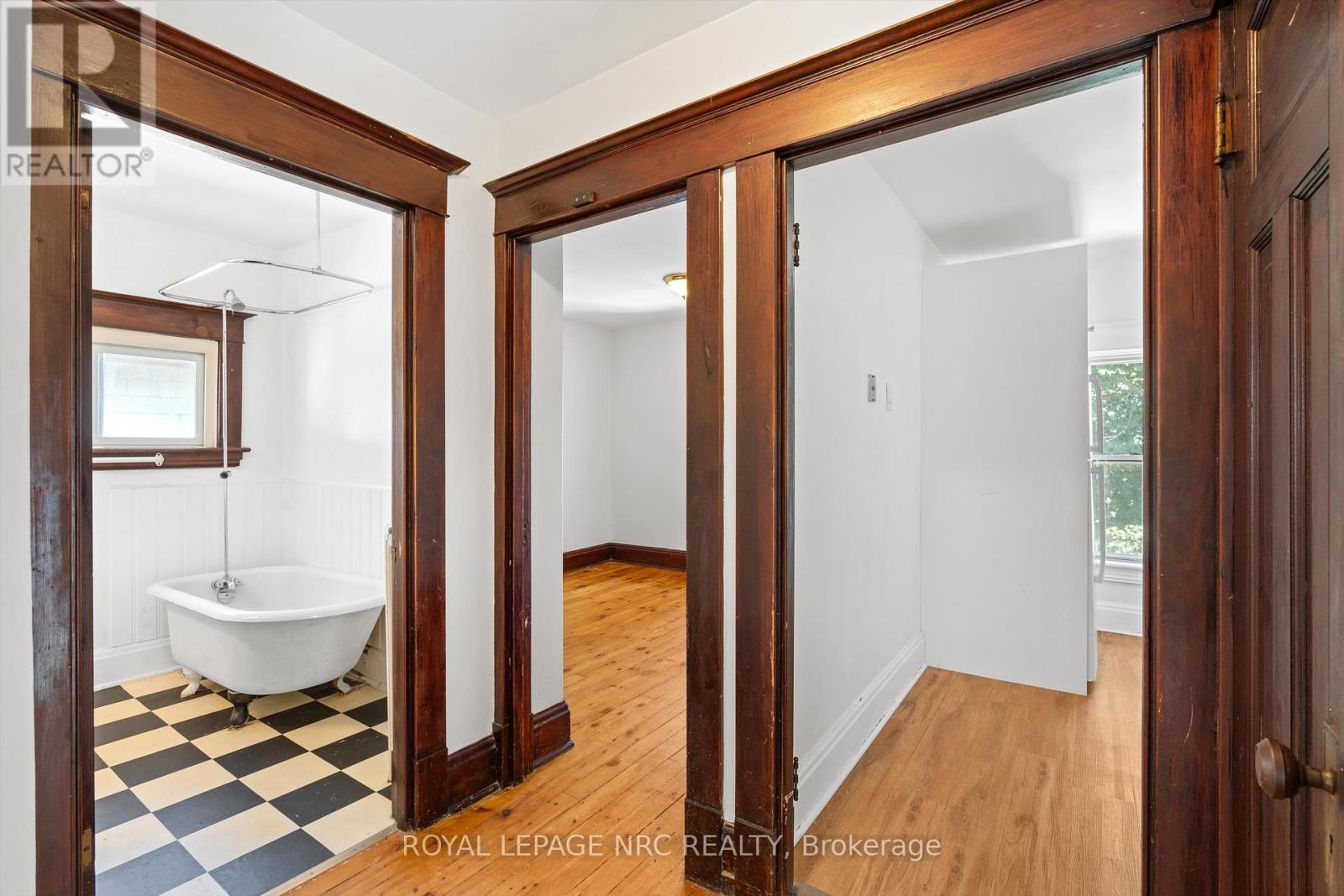 41 Louisa Street, St. Catharines, Ontario  L2R 2J5 - Photo 26 - X12398802