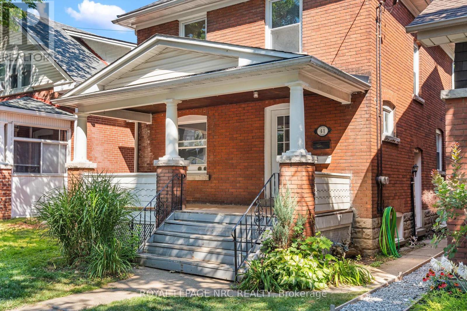 41 Louisa Street, St. Catharines, Ontario  L2R 2J5 - Photo 3 - X12398802