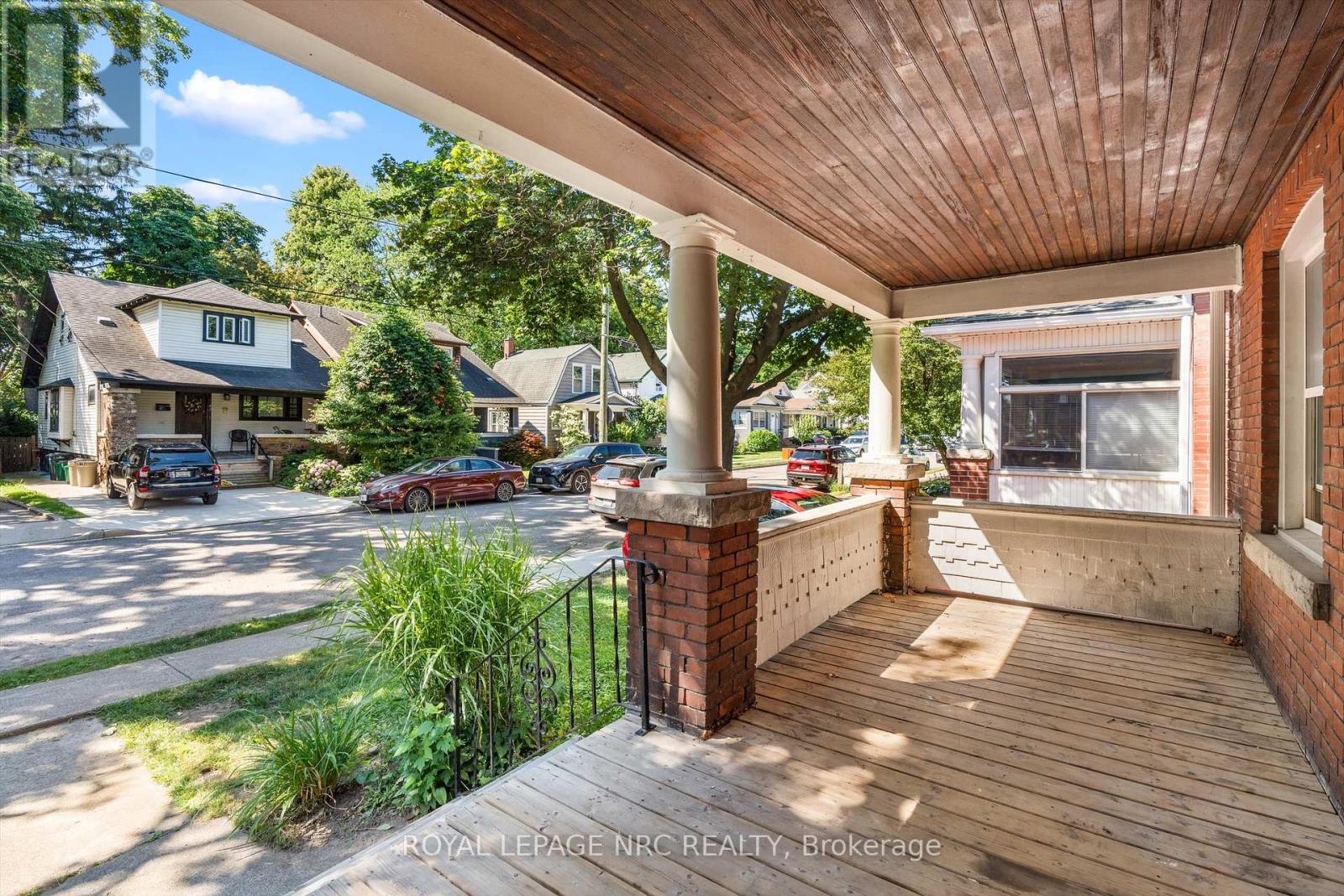 41 Louisa Street, St. Catharines, Ontario  L2R 2J5 - Photo 6 - X12398802