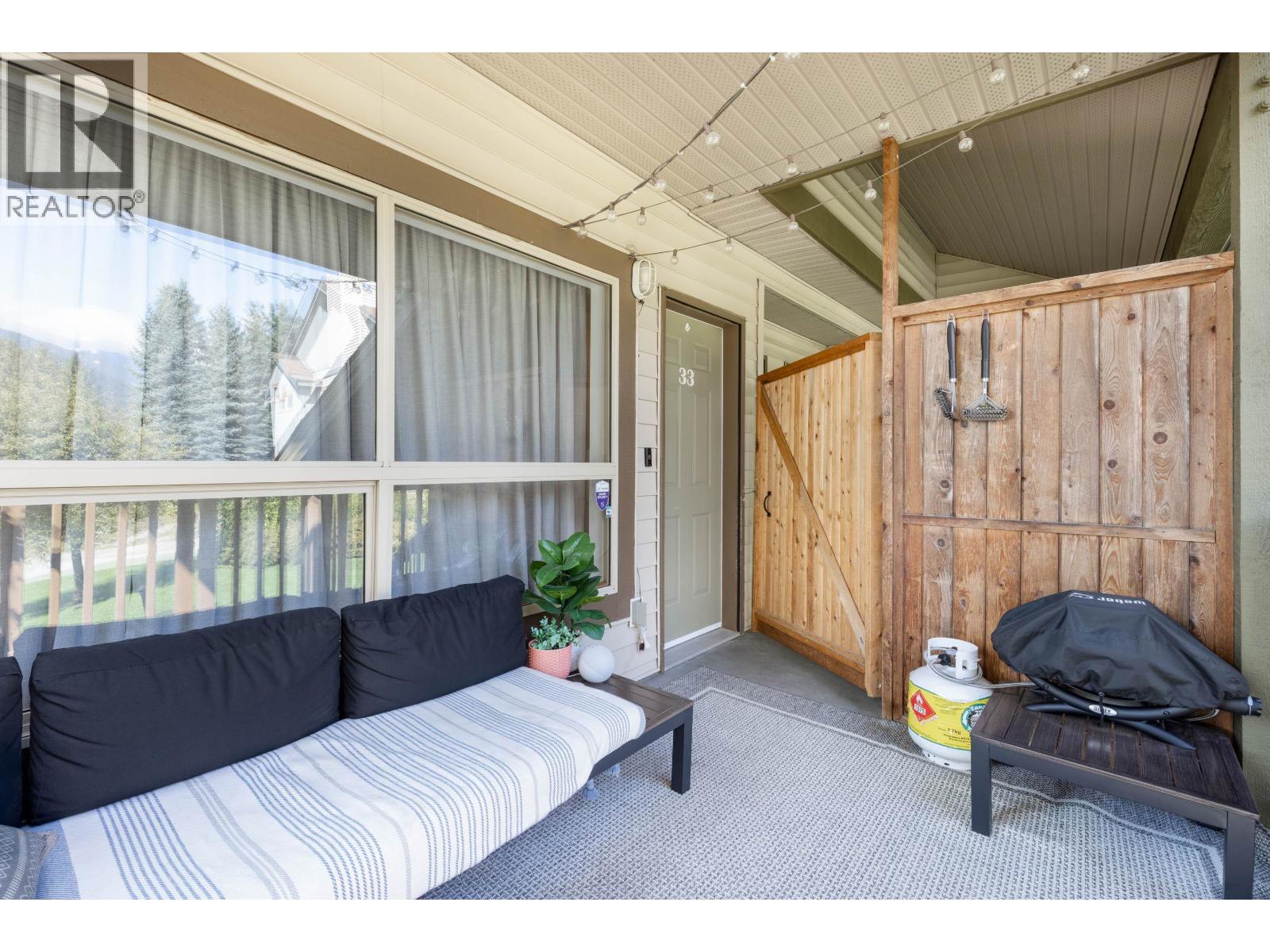 33 7410 Flint Street, Pemberton, British Columbia  V0N 2L1 - Photo 11 - R3047011