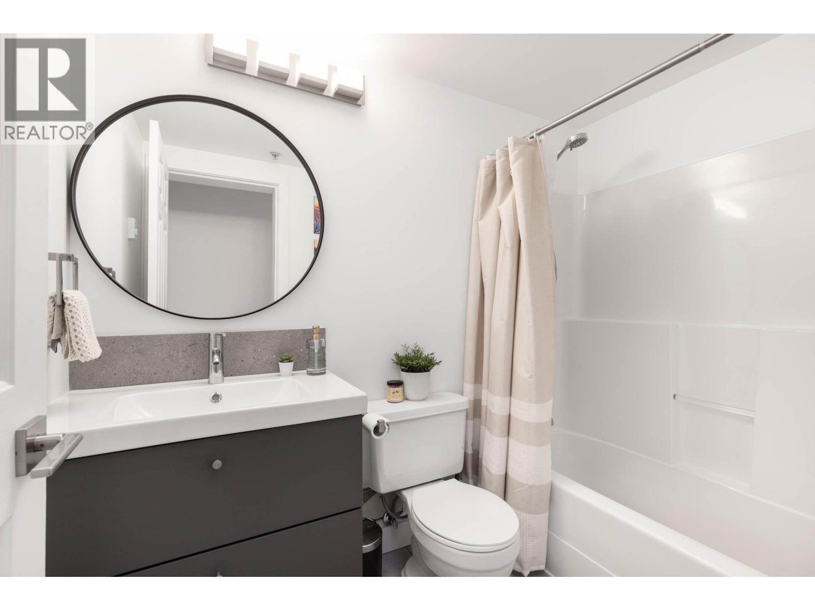33 7410 Flint Street, Pemberton, British Columbia  V0N 2L1 - Photo 19 - R3047011