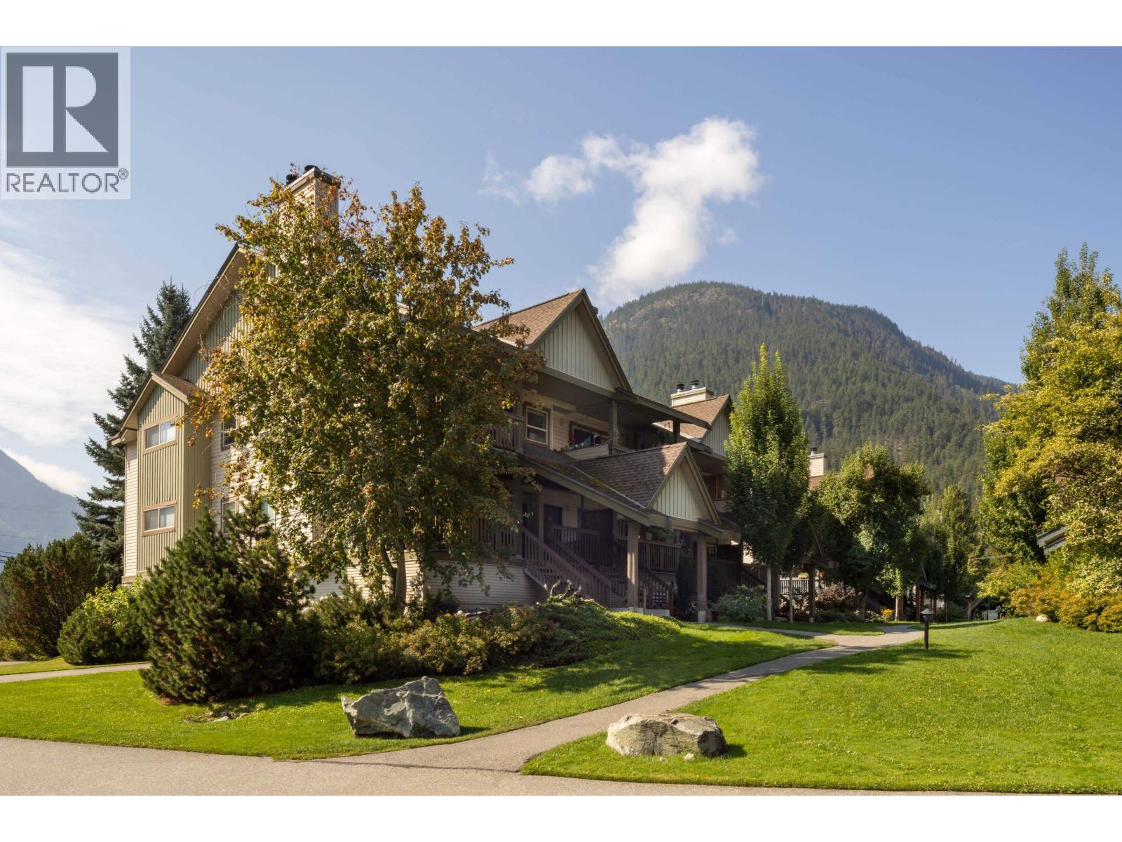 33 7410 Flint Street, Pemberton, British Columbia  V0N 2L1 - Photo 23 - R3047011