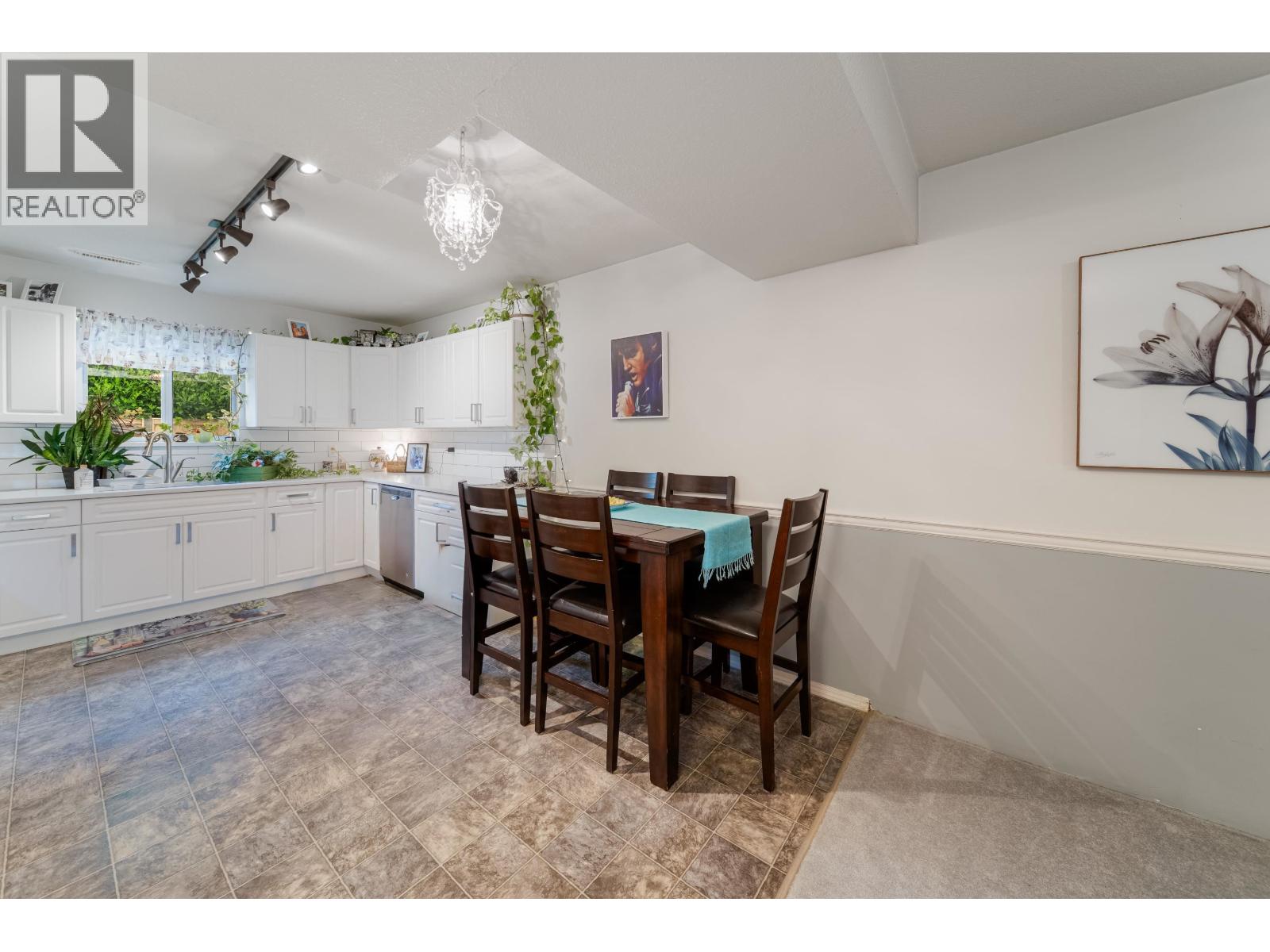 21282 Campbell Avenue, Maple Ridge, British Columbia  V2X 7G6 - Photo 25 - R3047009