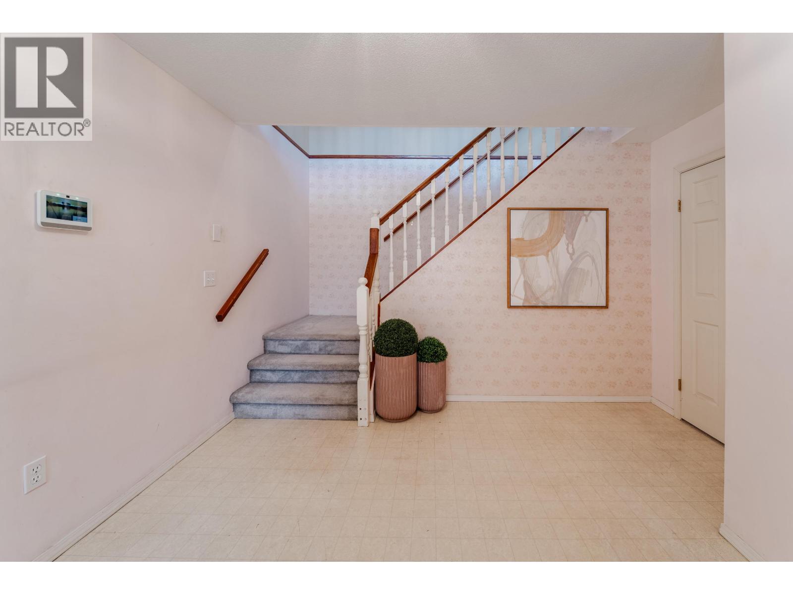 21282 Campbell Avenue, Maple Ridge, British Columbia  V2X 7G6 - Photo 33 - R3047009