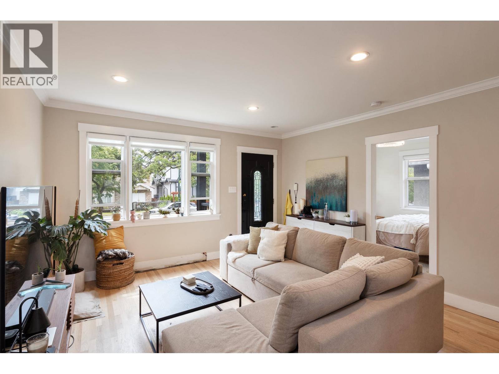 1617 E 36th Avenue, Vancouver, British Columbia  V5P 1C3 - Photo 4 - R3047015