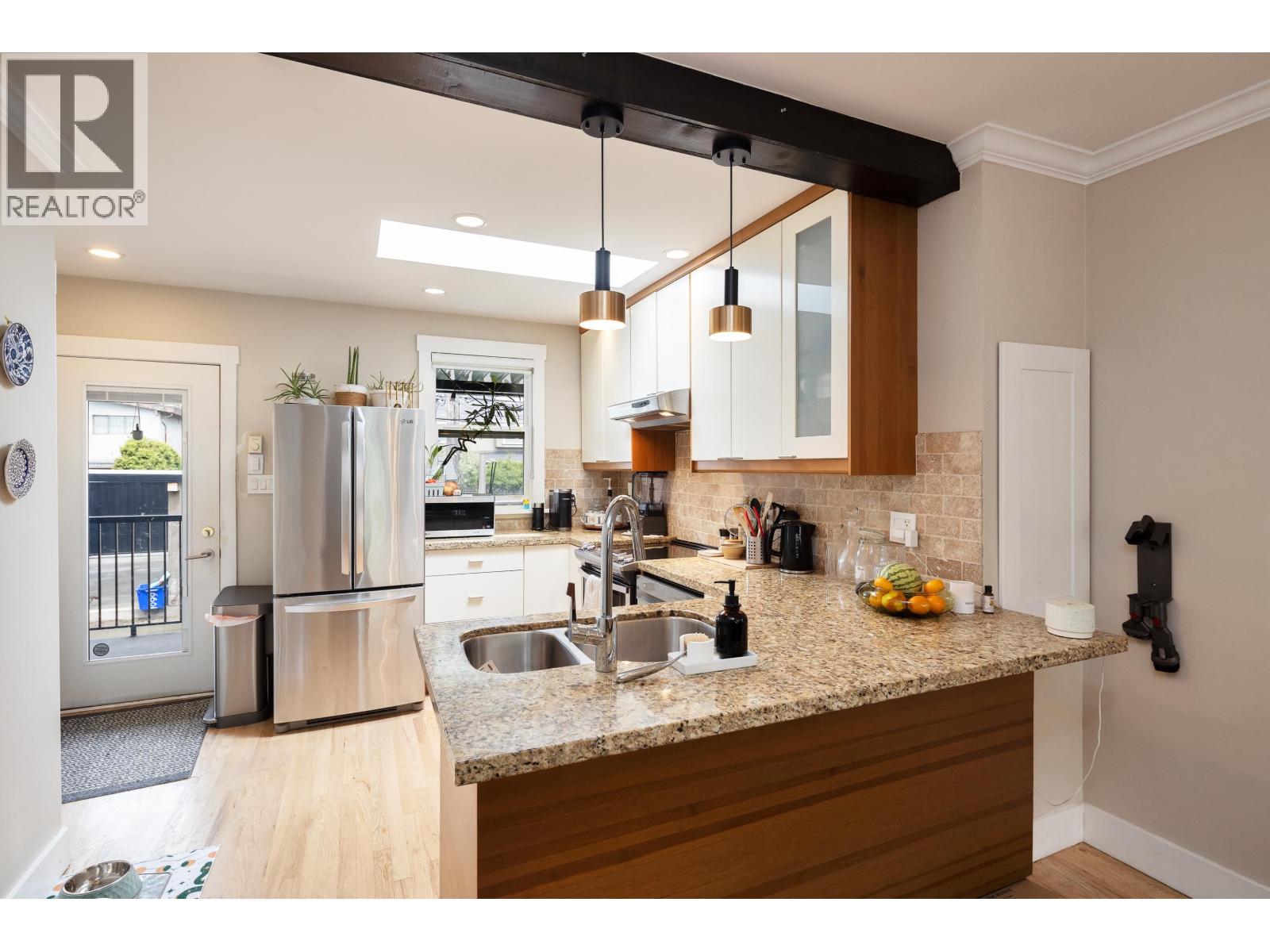 1617 E 36th Avenue, Vancouver, British Columbia  V5P 1C3 - Photo 6 - R3047015