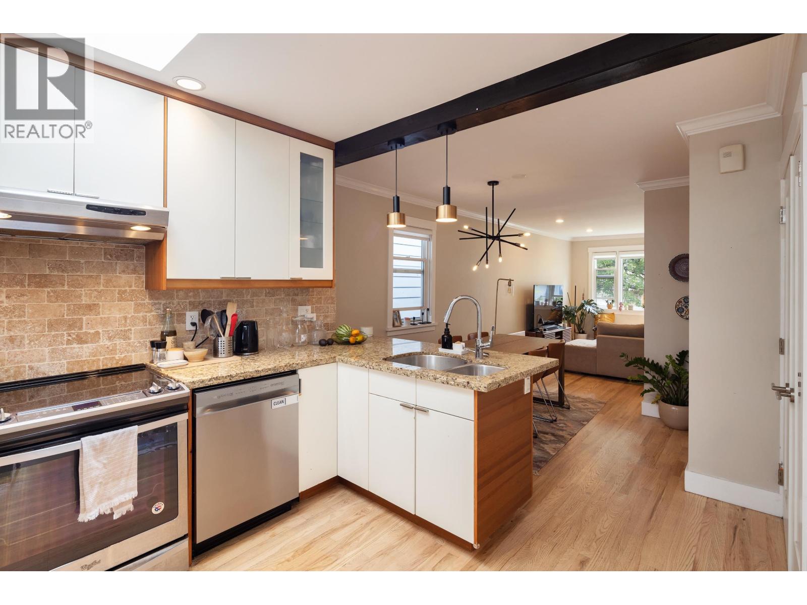 1617 E 36th Avenue, Vancouver, British Columbia  V5P 1C3 - Photo 8 - R3047015