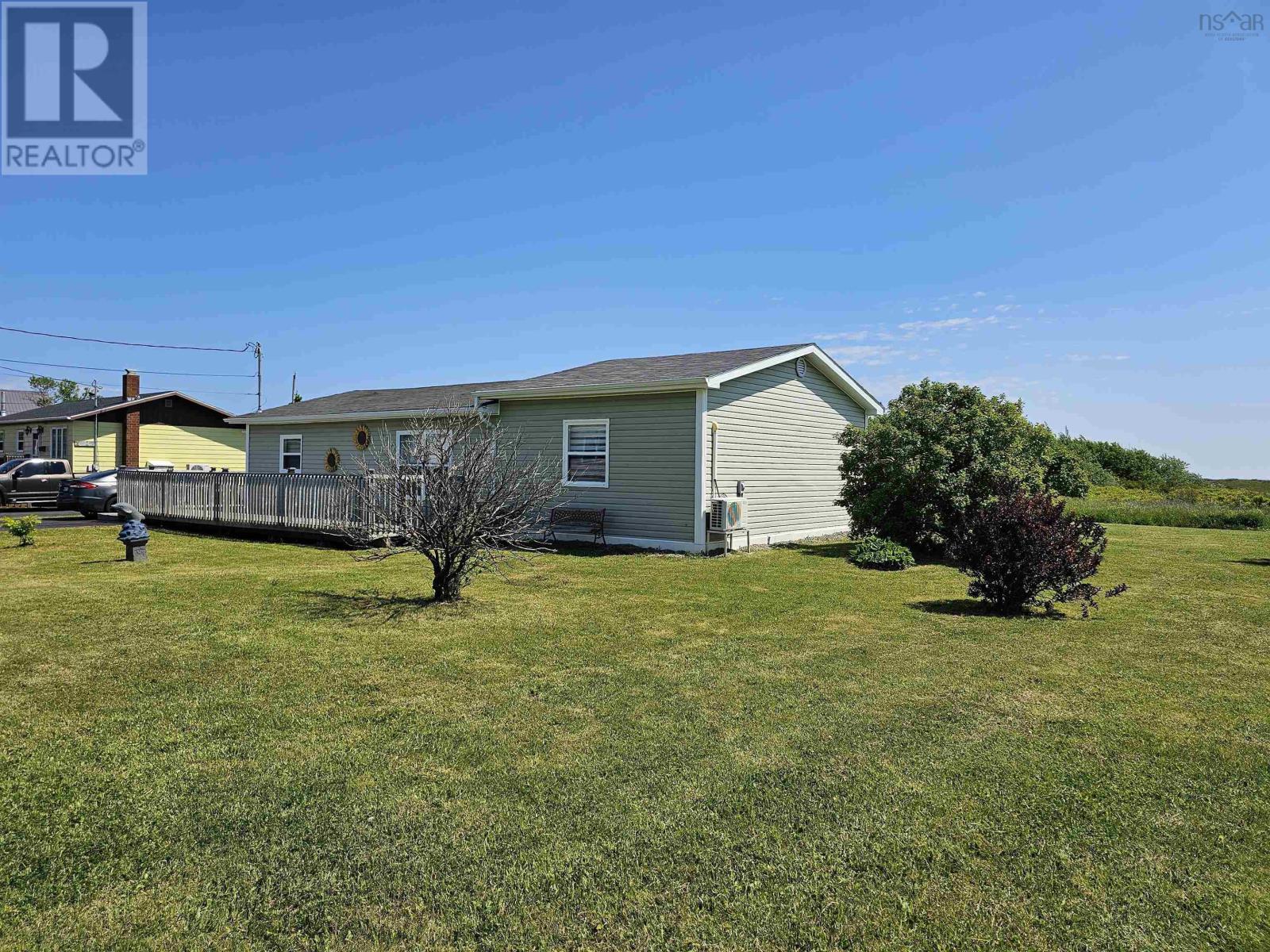6 Peck Street, Sydney Mines, Nova Scotia