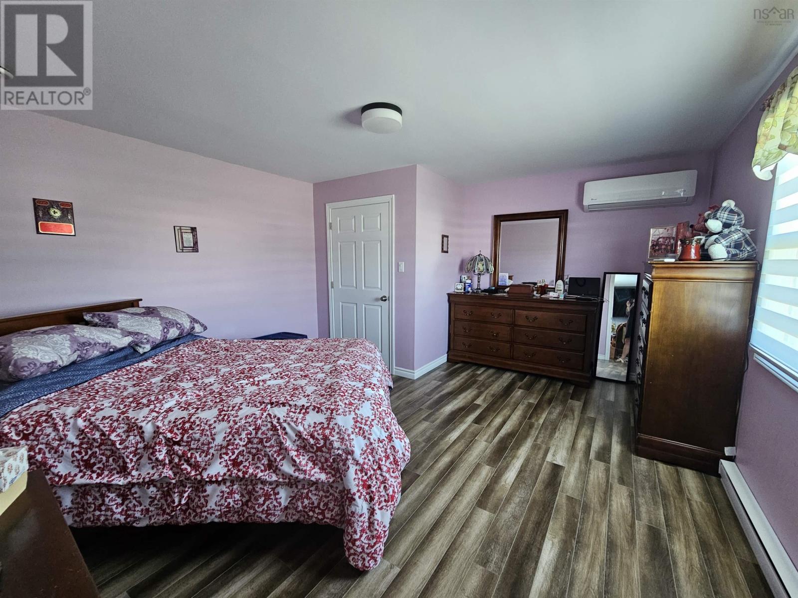 6 Peck Street, Sydney Mines, Nova Scotia  B1V 1T9 - Photo 21 - 202514836