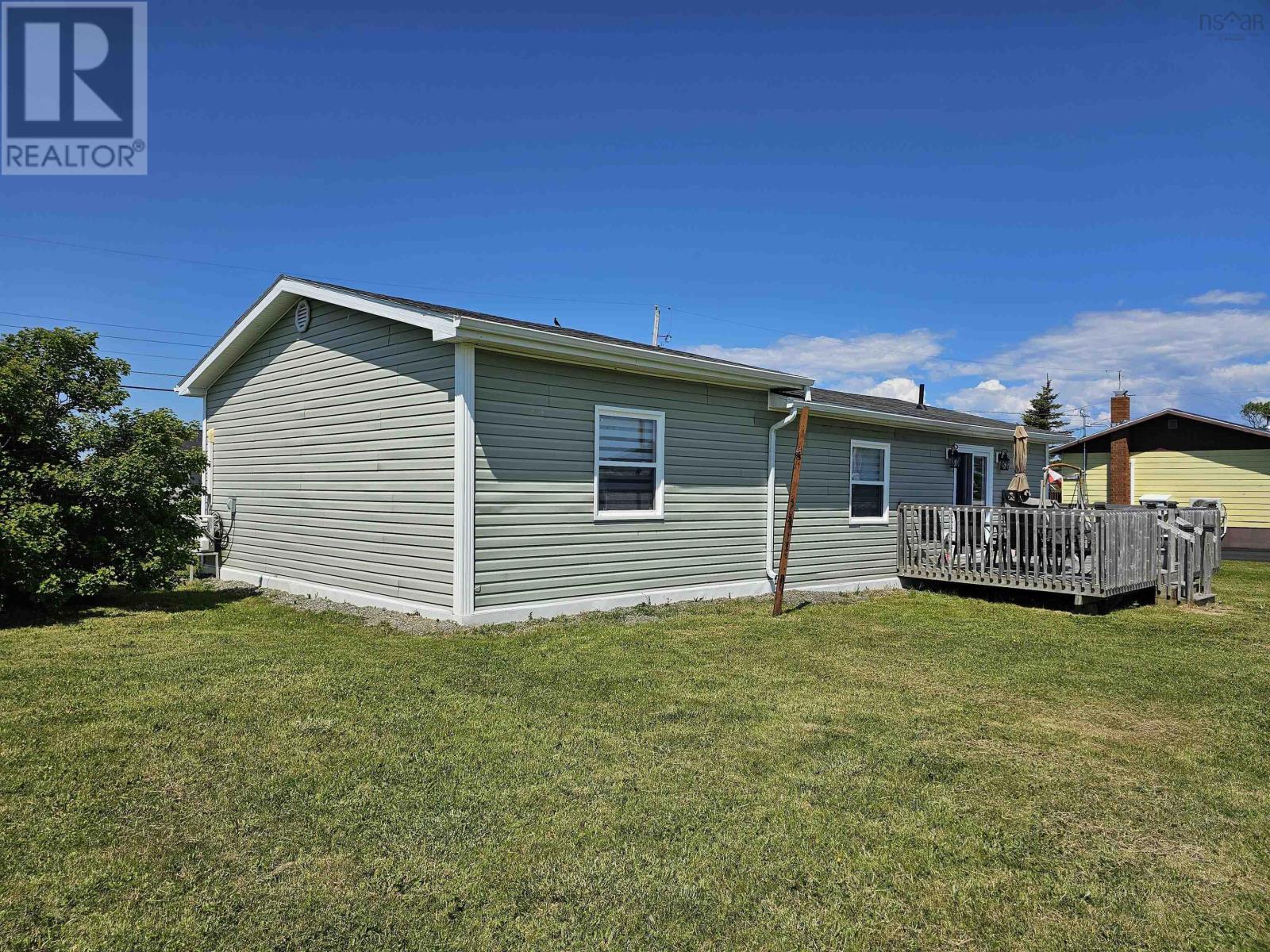 6 Peck Street, Sydney Mines, Nova Scotia  B1V 1T9 - Photo 3 - 202514836