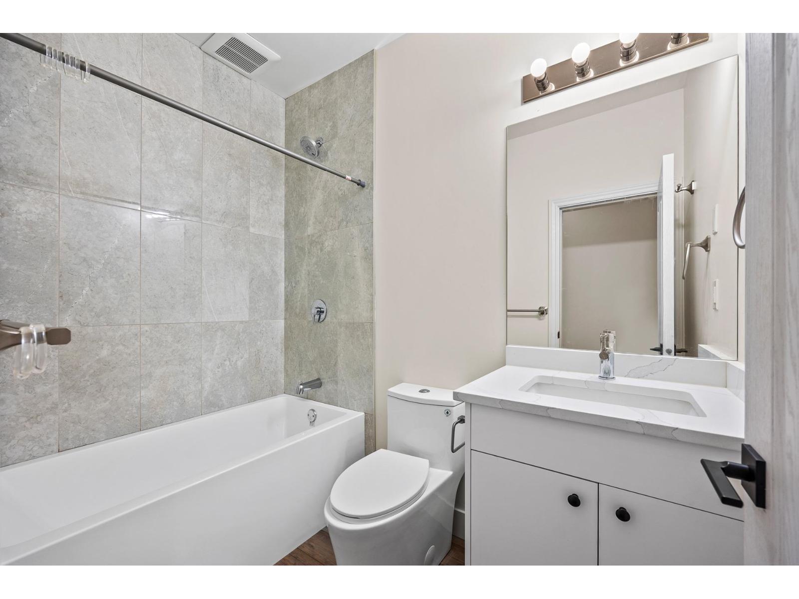 15632 37 Avenue, Surrey, British Columbia  V3Z 0L4 - Photo 33 - R3046142