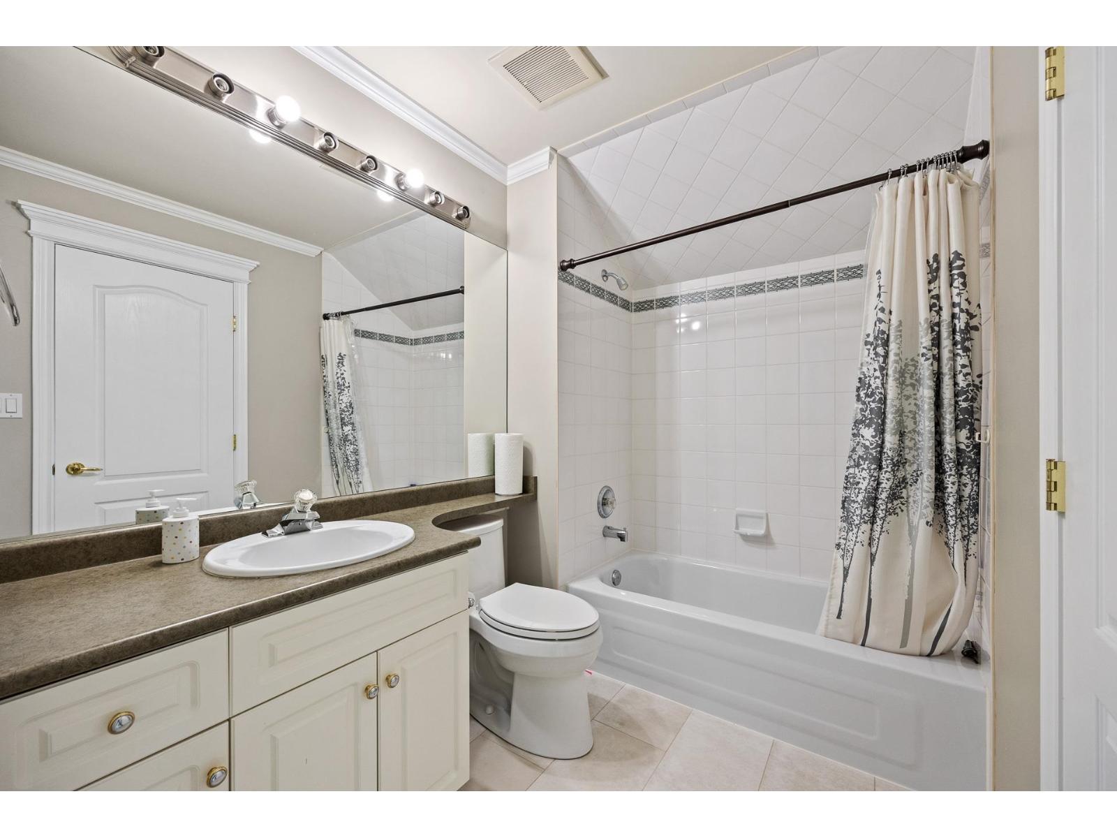 15632 37 Avenue, Surrey, British Columbia  V3Z 0L4 - Photo 23 - R3046142