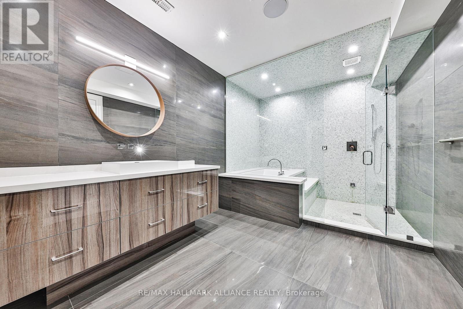 482 Morrison Road, Oakville, Ontario  L6J 4K5 - Photo 38 - W12396118