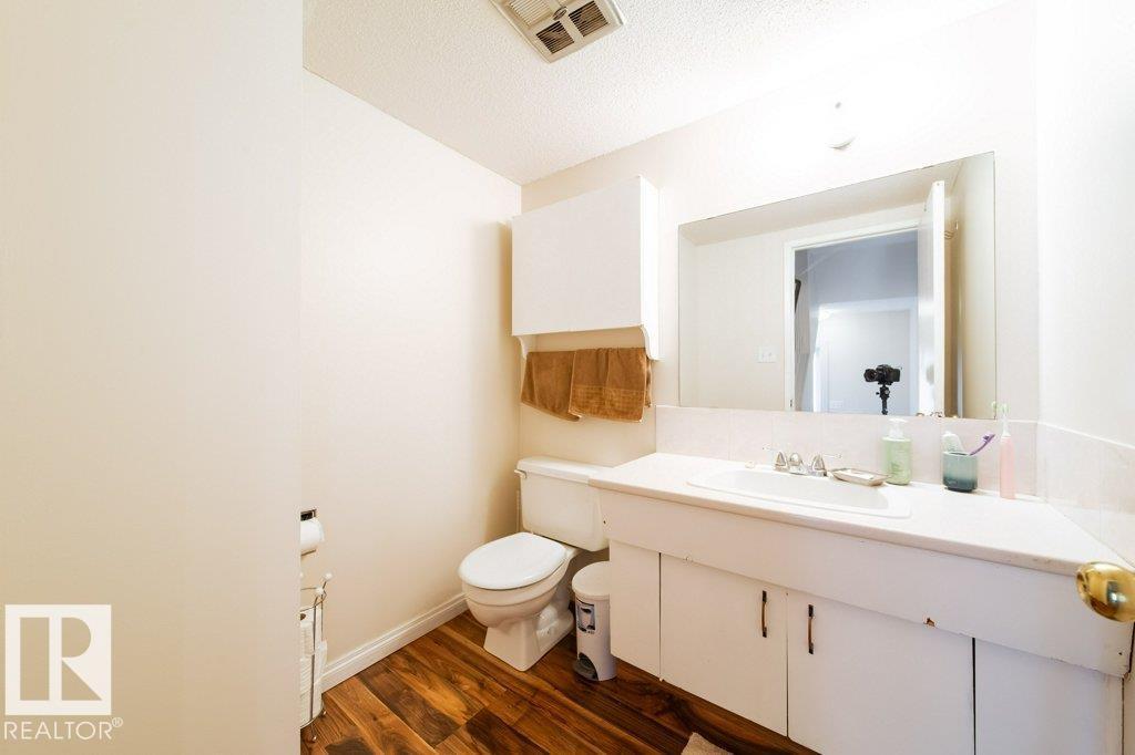 13201 81 St Nw, Edmonton, Alberta  T5C 1N6 - Photo 4 - E4457357