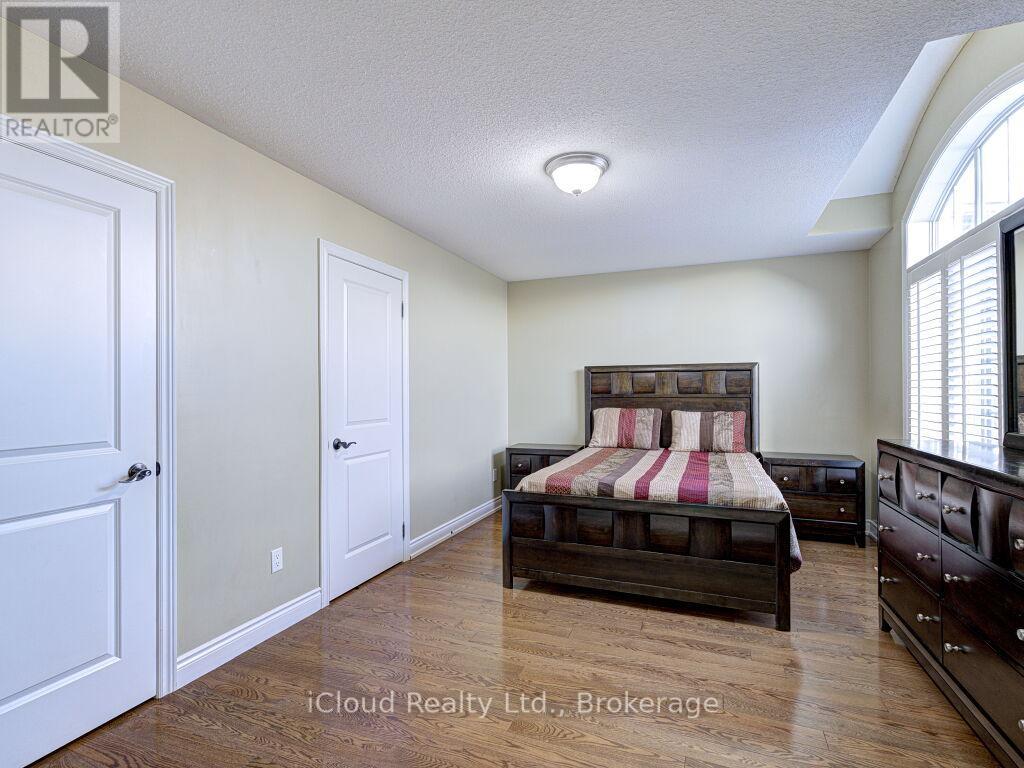 3 Vissini Way, Brampton (Bram East), Ontario  L6P 2W2 - Photo 23 - W12398811