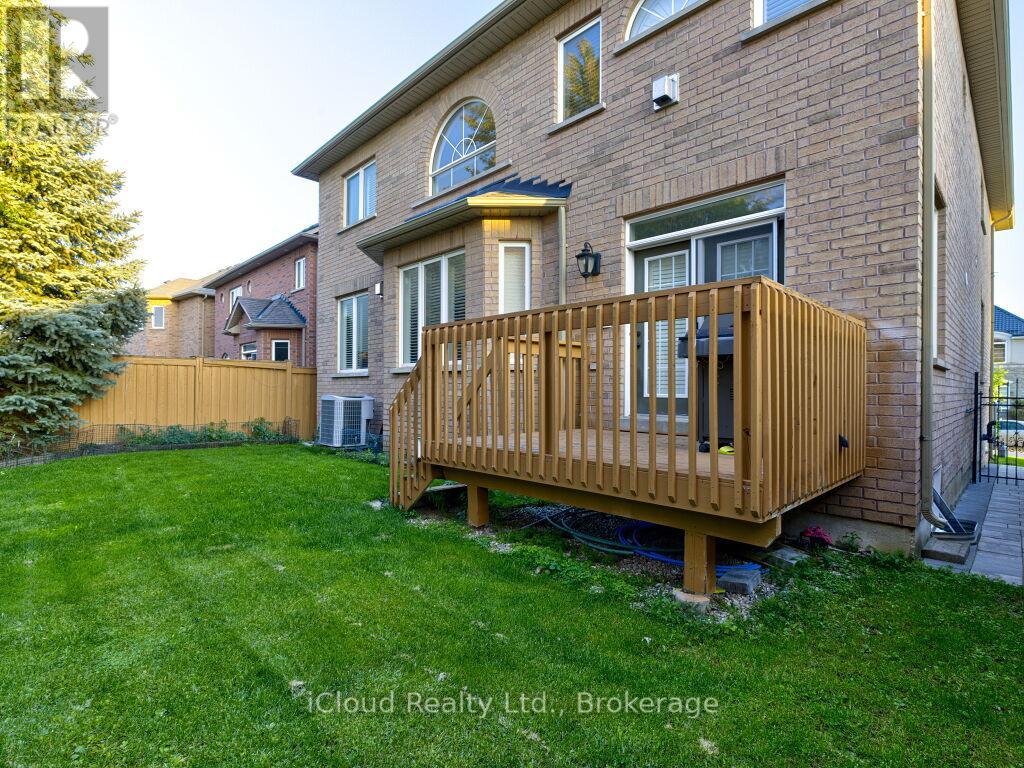 3 Vissini Way, Brampton (Bram East), Ontario  L6P 2W2 - Photo 32 - W12398811