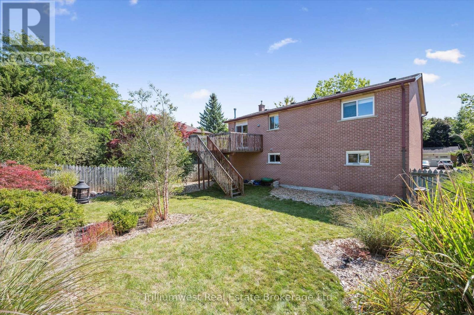 26 Brazolot Drive, Guelph, Ontario  N1G 4K8 - Photo 9 - X12398832