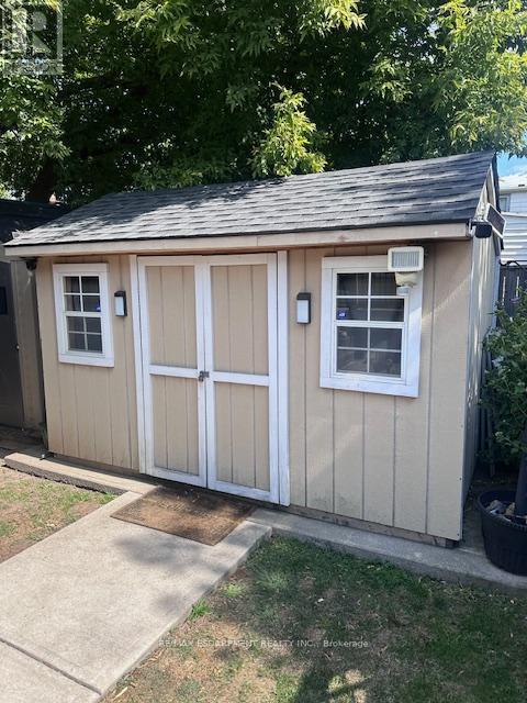 84 Barons Avenue N, Hamilton, Ontario  L8H 5A4 - Photo 31 - X12398818