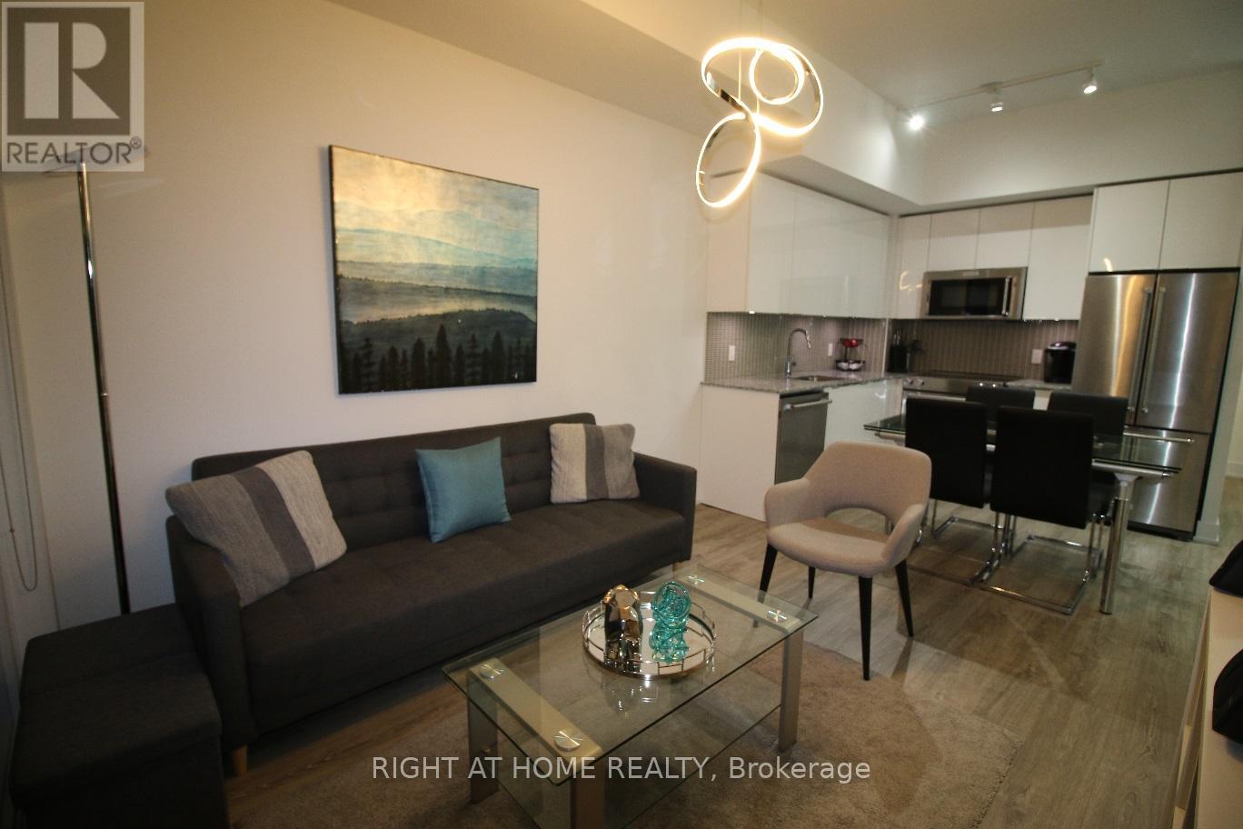 917 - 30 Shore Breeze Drive, Toronto, Ontario  M8V 0J1 - Photo 9 - W12396573