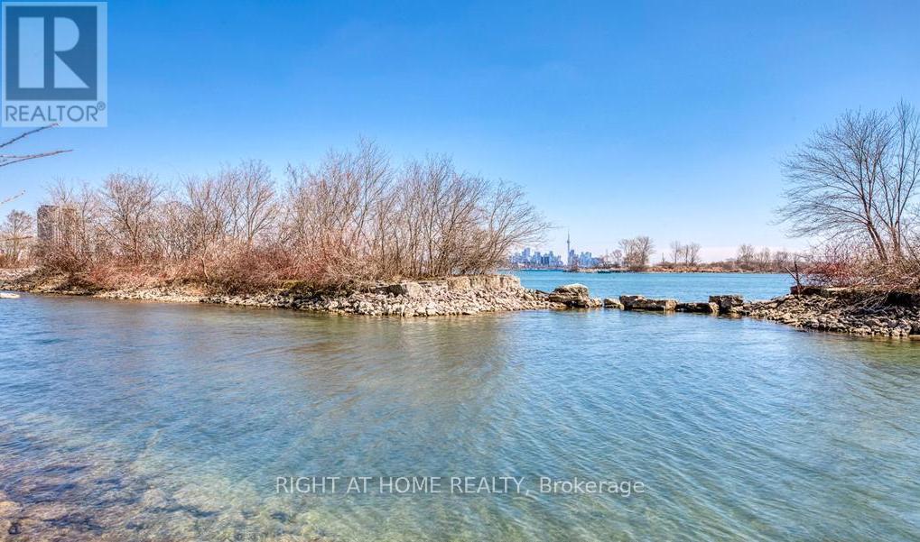 917 - 30 Shore Breeze Drive, Toronto, Ontario  M8V 0J1 - Photo 28 - W12396573