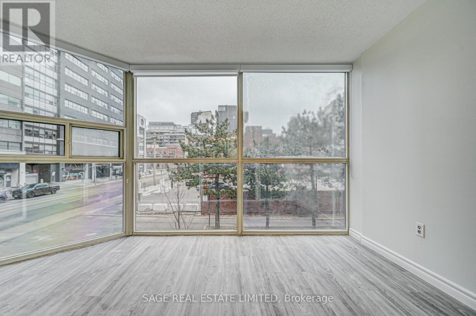 204 - 705 King Street W, Toronto, Ontario  M5V 2W8 - Photo 11 - C12398840