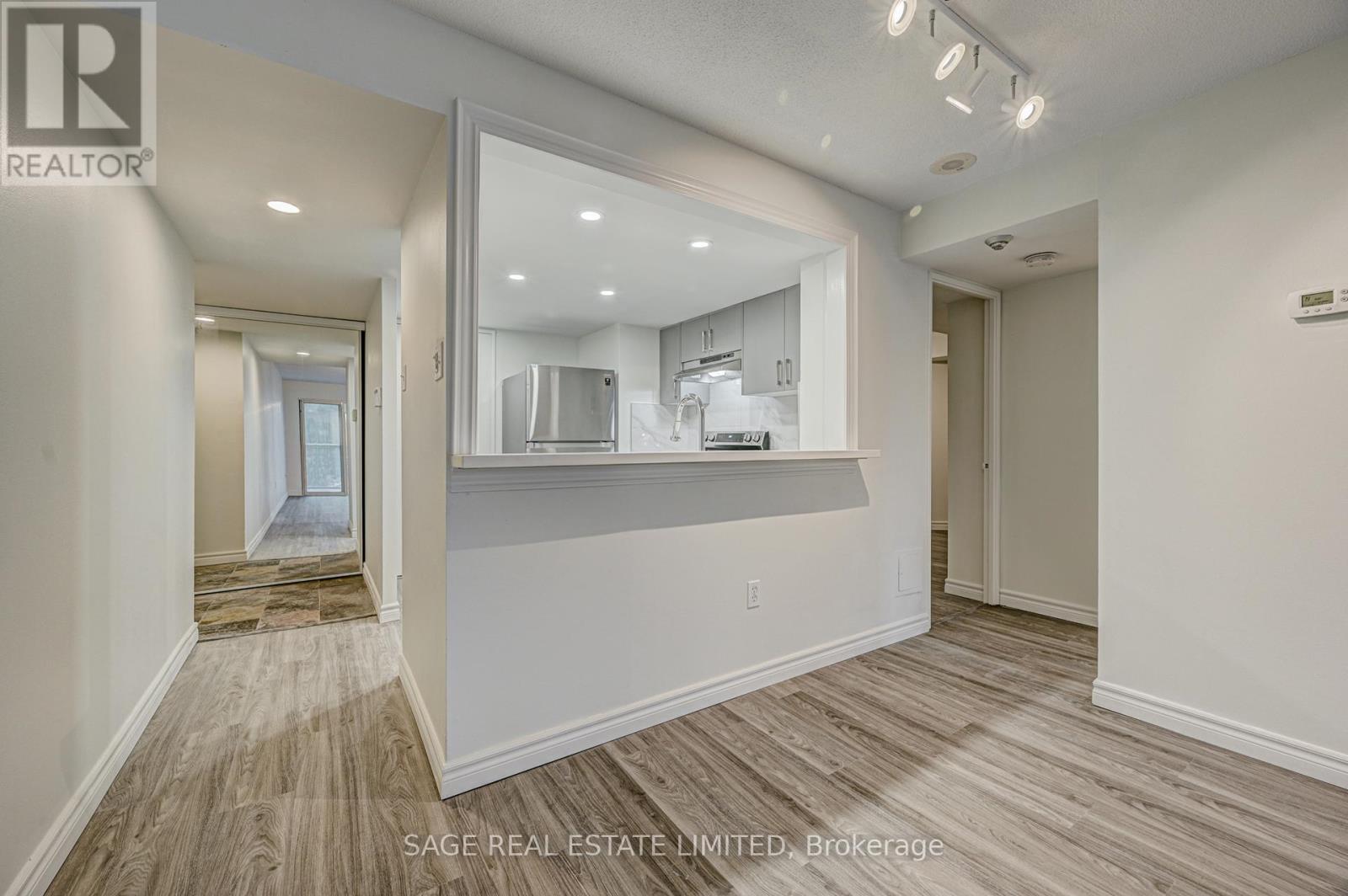 204 - 705 King Street W, Toronto, Ontario  M5V 2W8 - Photo 14 - C12398840