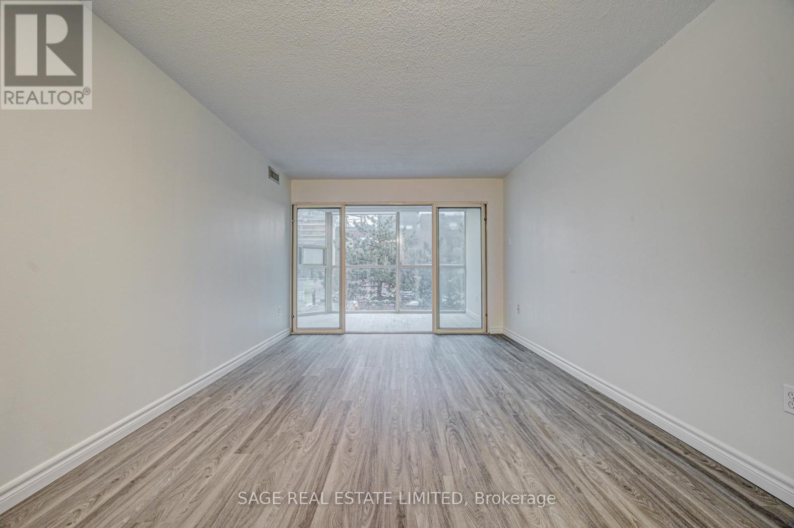 204 - 705 King Street W, Toronto, Ontario  M5V 2W8 - Photo 8 - C12398840