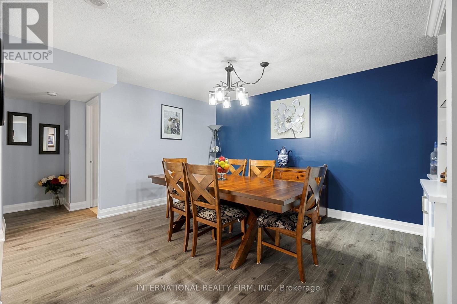 1706 - 55 Kingsbridge Garden Circle, Mississauga, Ontario  L5R 1Y1 - Photo 12 - W12398830