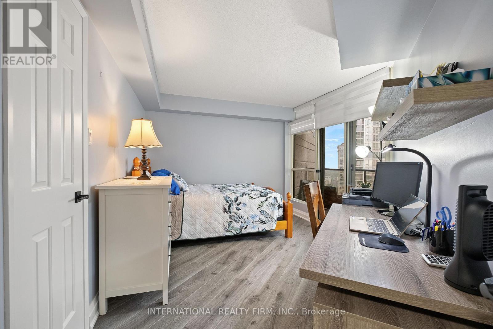 1706 - 55 Kingsbridge Garden Circle, Mississauga, Ontario  L5R 1Y1 - Photo 22 - W12398830