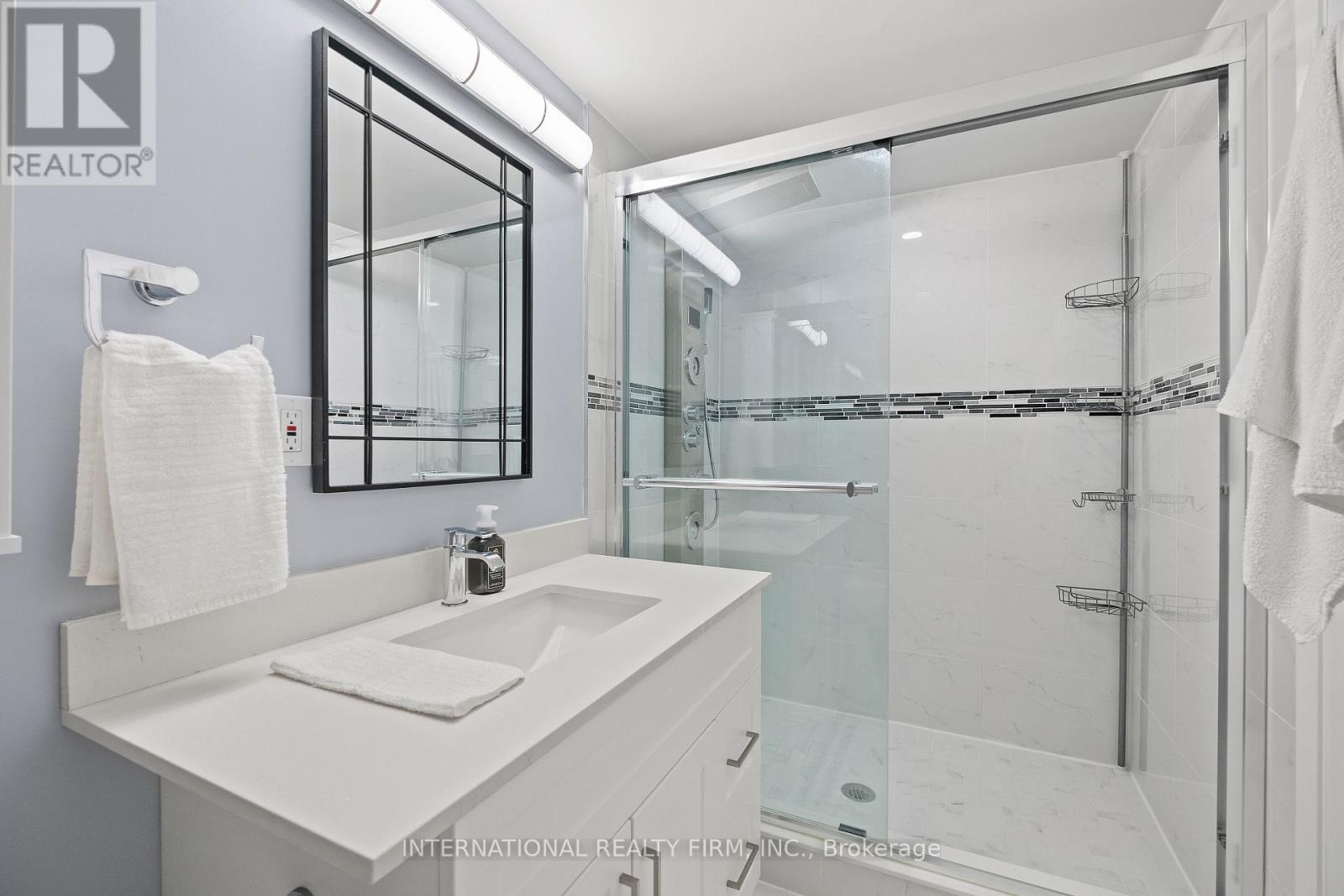 1706 - 55 Kingsbridge Garden Circle, Mississauga, Ontario  L5R 1Y1 - Photo 31 - W12398830