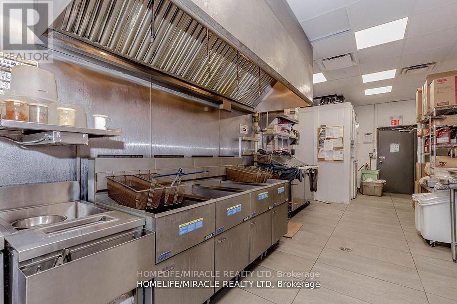 E - 163 First Street, Orangeville, Ontario  L9W 3J8 - Photo 20 - W12398854