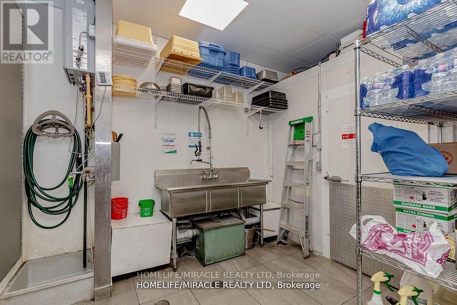 E - 163 First Street, Orangeville, Ontario  L9W 3J8 - Photo 32 - W12398854