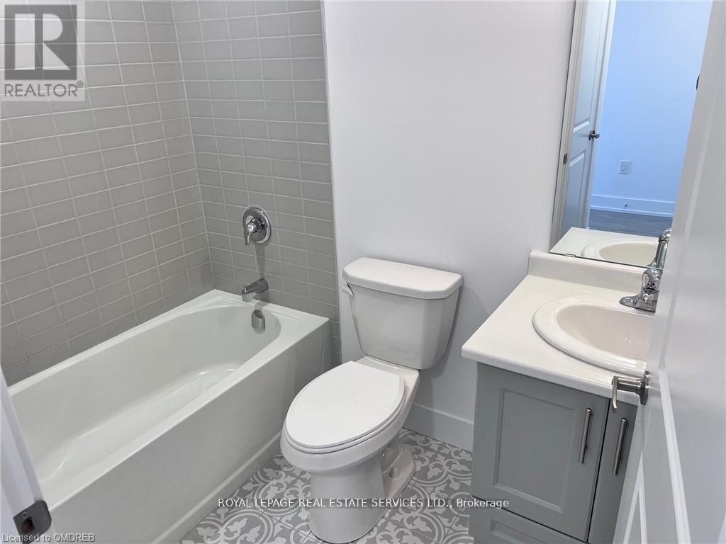 329 - 460 Dundas Street E, Hamilton, Ontario  L8B 2A5 - Photo 10 - X12398826