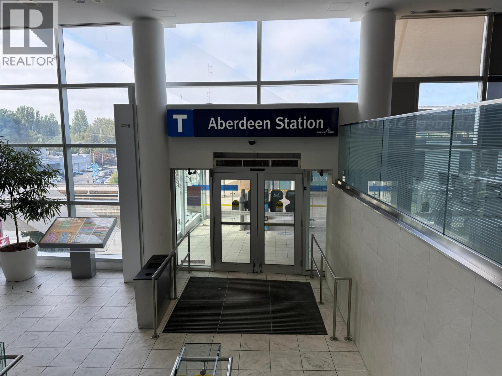 3335 4000 No. 3 Road, Richmond, British Columbia  V6X 0J8 - Photo 3 - C8072129