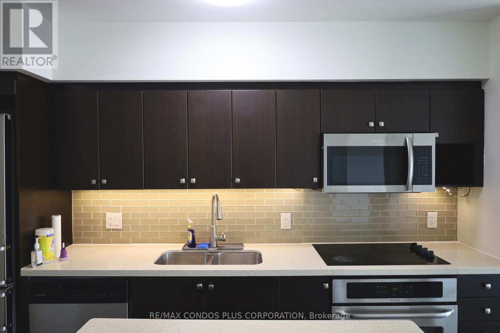 710e - 555 Wilson Avenue, Toronto, Ontario  M3H 0C5 - Photo 8 - C12398860