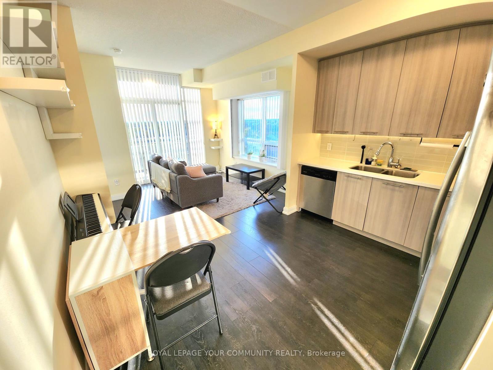 619 - 540 Bur Oak Avenue, Markham, Ontario  L6C 0Y2 - Photo 6 - N12398861