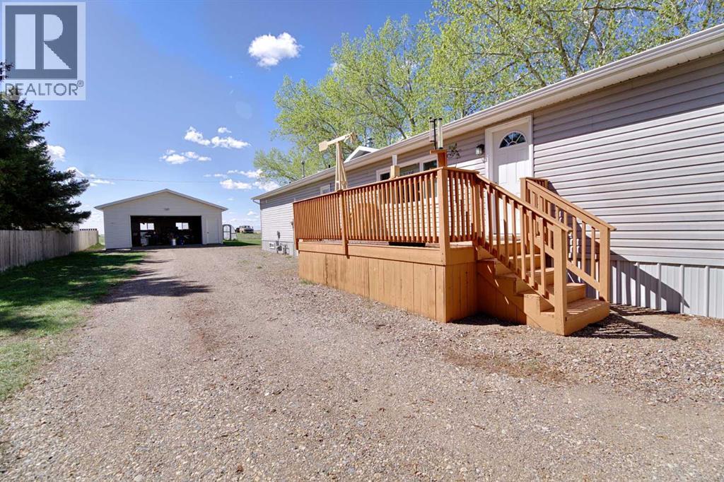 120 North Avenue, Enchant, Alberta  T0K 0V0 - Photo 1 - A2218118