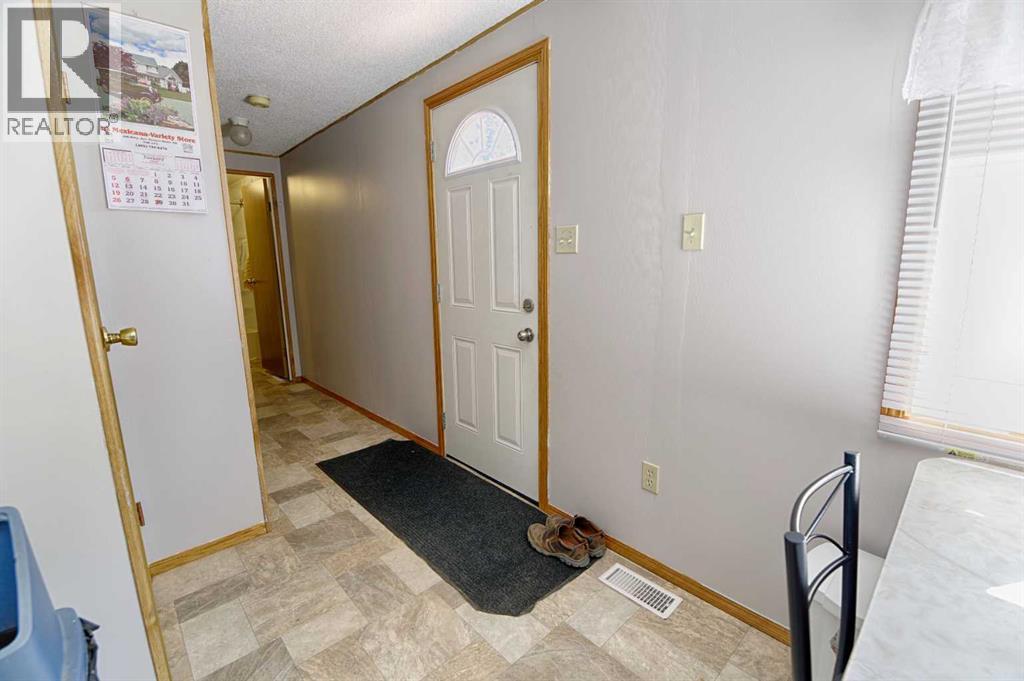 120 North Avenue, Enchant, Alberta  T0K 0V0 - Photo 13 - A2218118