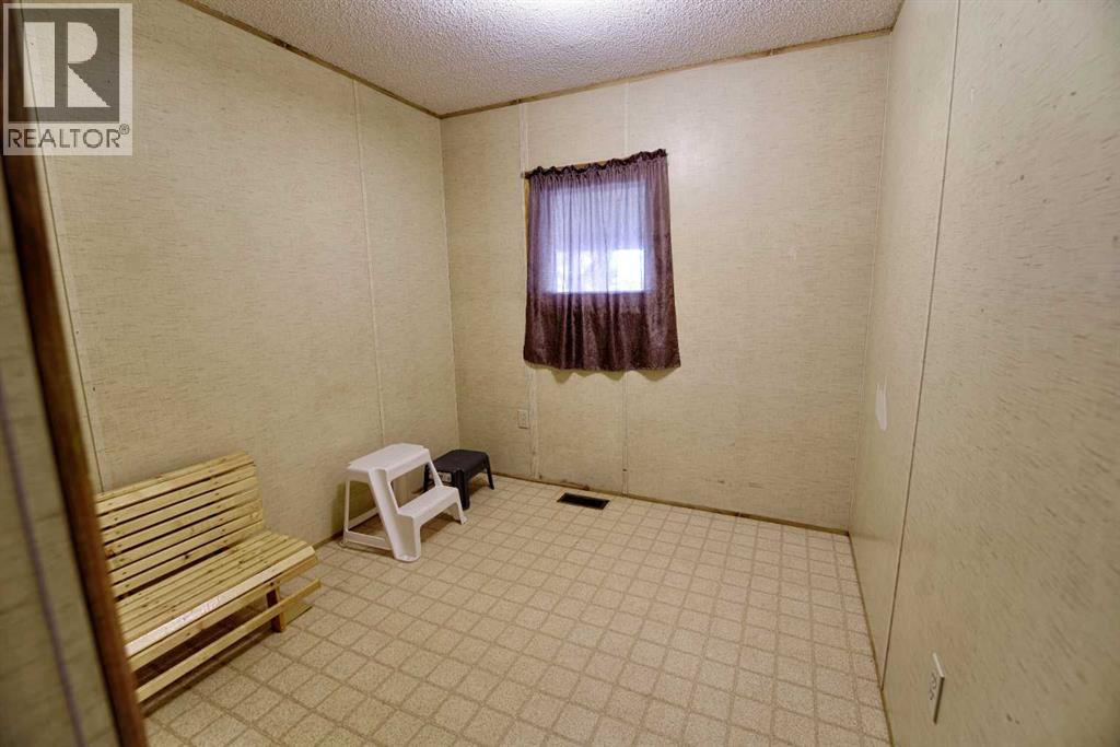 120 North Avenue, Enchant, Alberta  T0K 0V0 - Photo 15 - A2218118
