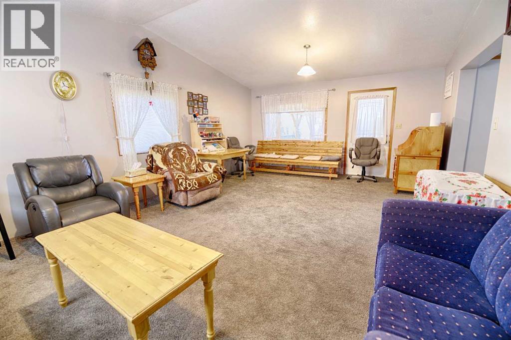 120 North Avenue, Enchant, Alberta  T0K 0V0 - Photo 21 - A2218118