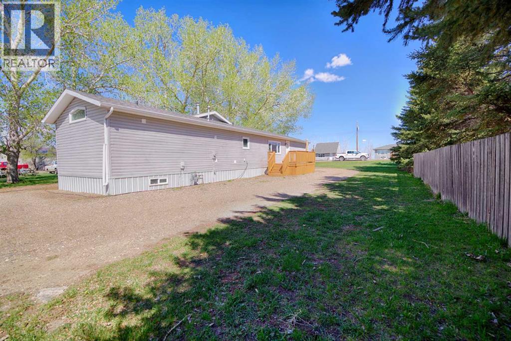 120 North Avenue, Enchant, Alberta  T0K 0V0 - Photo 22 - A2218118