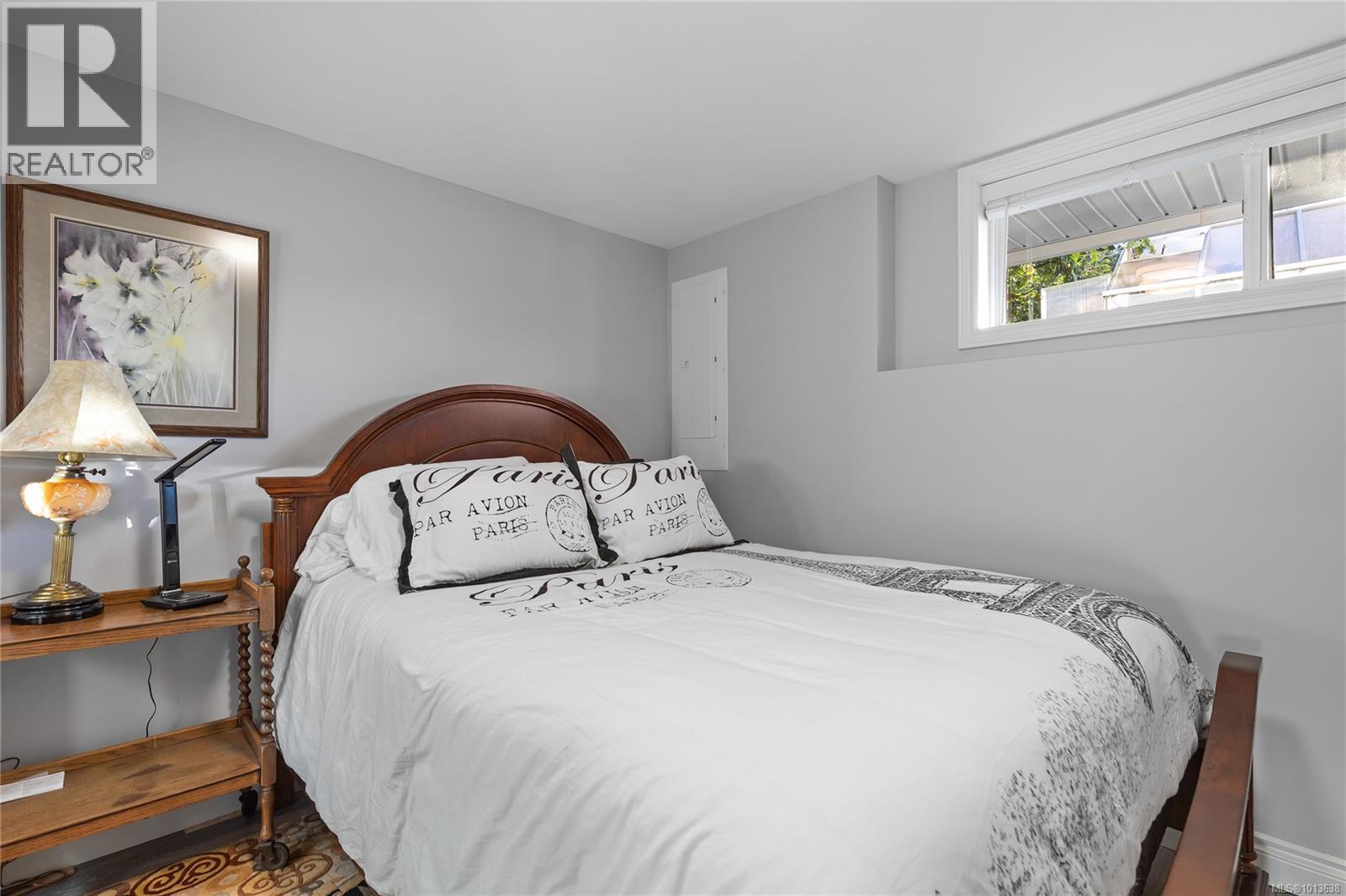 Property at 57 Lake Heights Pl image 3