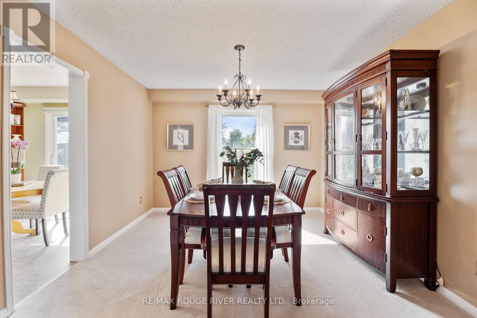 12 Woodlawn Court, Whitby, Ontario  L1N 6R4 - Photo 11 - E12398837