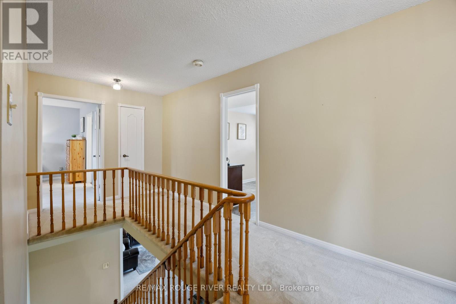 12 Woodlawn Court, Whitby, Ontario  L1N 6R4 - Photo 36 - E12398837