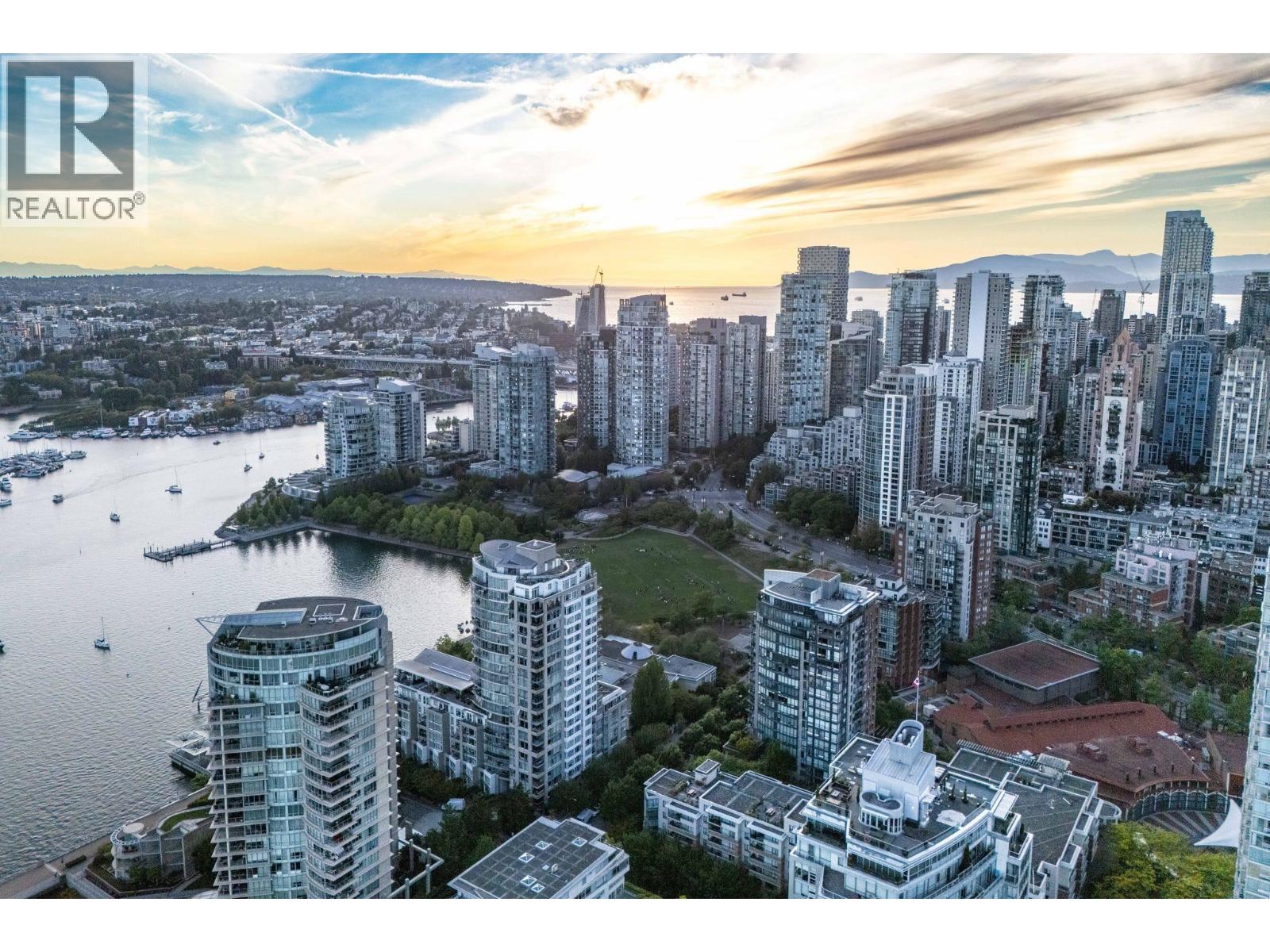 133 Aquarius Mews, Vancouver, British Columbia  V6Z 2Z1 - Photo 31 - R3036907